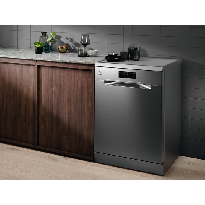 Electrolux - Nõudepesumasin 60 cm - ESM48210SX