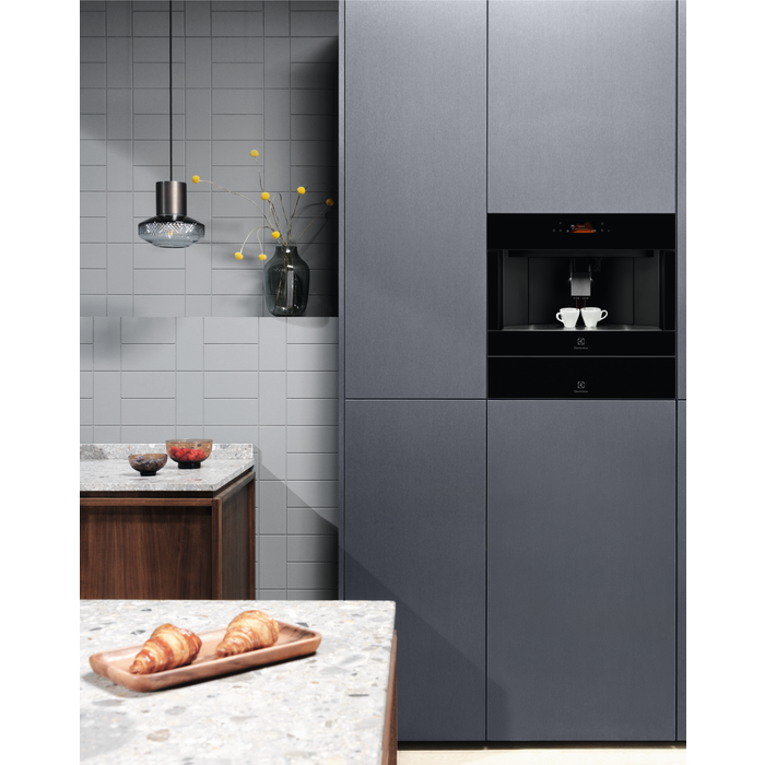 Electrolux - Integreeritav kohvimasin - KBC85Z